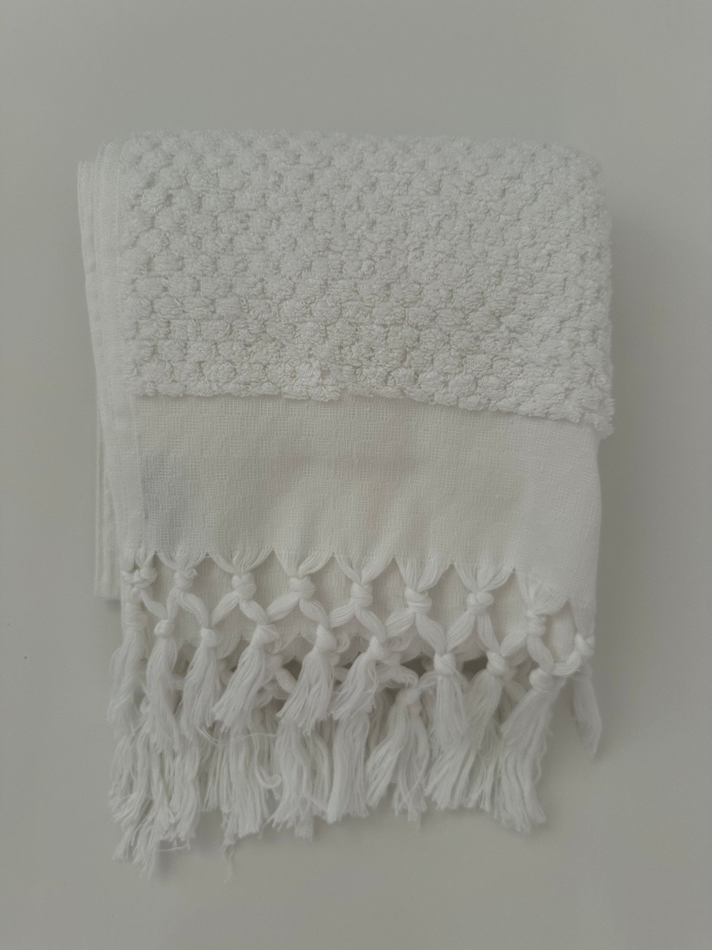 Thick-looped large hand towel